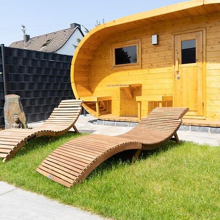 Villa Dreamy Vibes Mit Privatem Pool & Rheinblick ニーダーカッセル エクステリア 写真