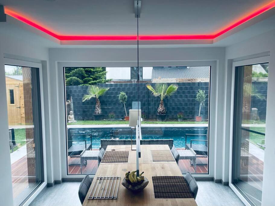 Villa Dreamy Vibes Mit Privatem Pool & Rheinblick ニーダーカッセル エクステリア 写真
