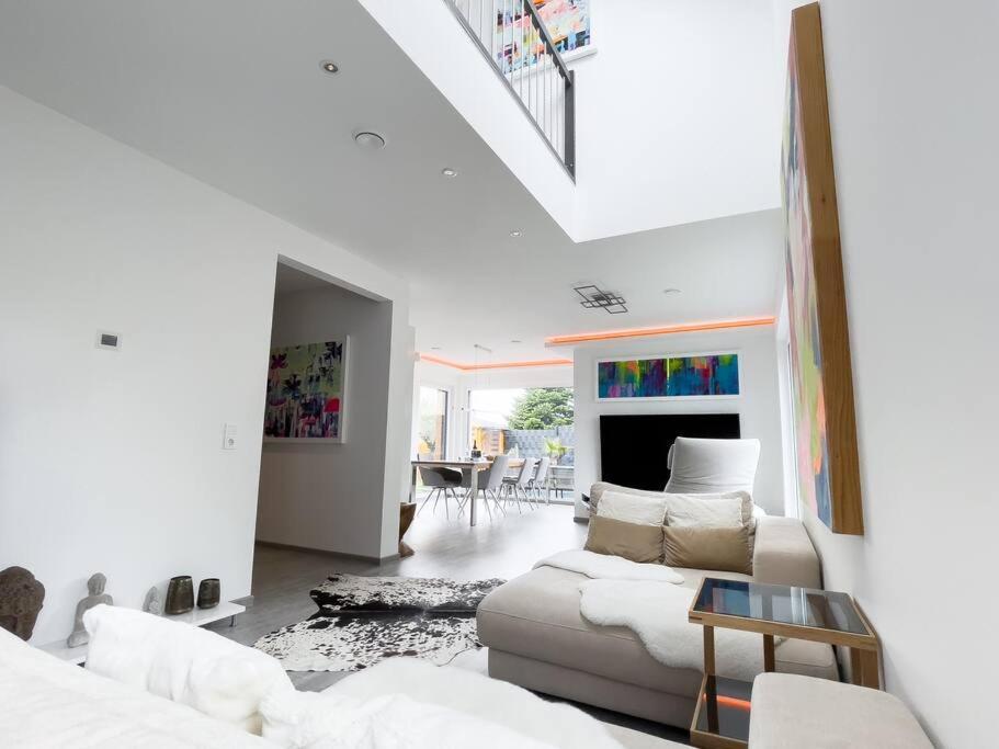 Villa Dreamy Vibes Mit Privatem Pool & Rheinblick ニーダーカッセル エクステリア 写真