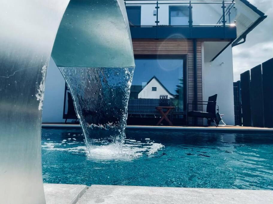 Villa Dreamy Vibes Mit Privatem Pool & Rheinblick ニーダーカッセル エクステリア 写真
