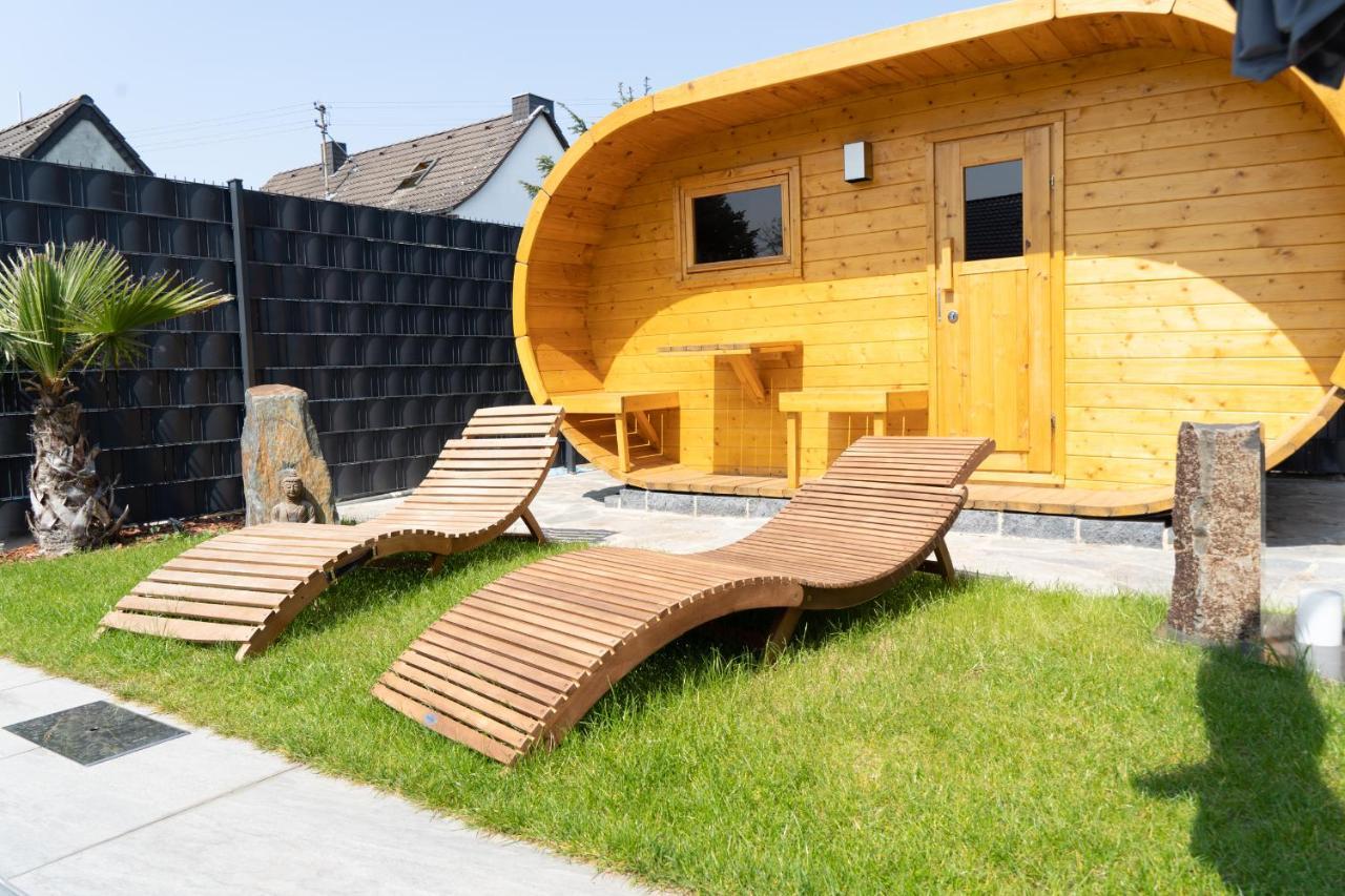 Villa Dreamy Vibes Mit Privatem Pool & Rheinblick ニーダーカッセル エクステリア 写真